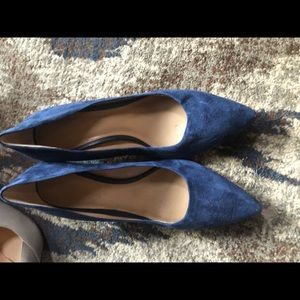 Banana Republic suede pumps